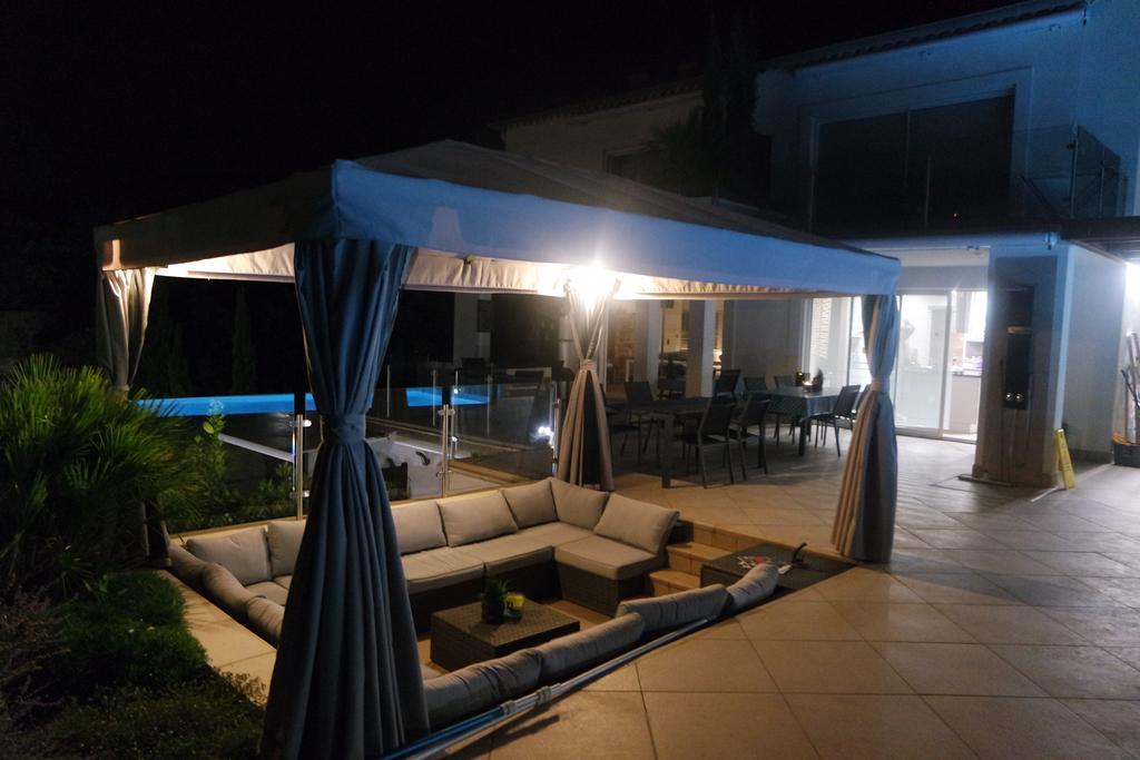 Villa Perle De La Mer Saint Aygulf Exterior photo